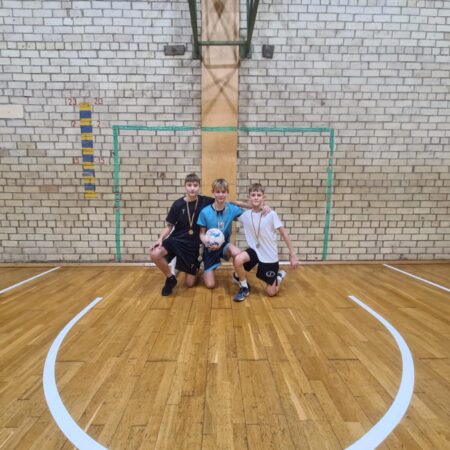 0eb8a9cd-ad25-4052-9ada-3006ed8f84cb