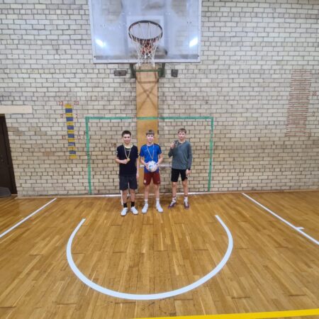 3802554b-3183-4807-be70-90cea2a97e60