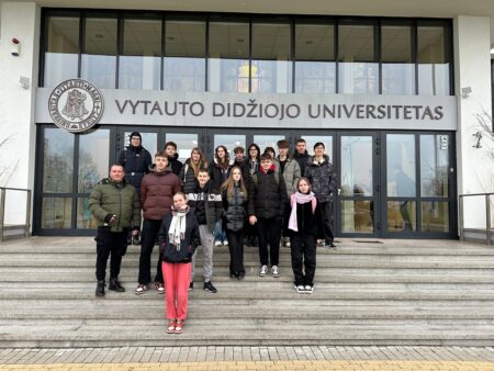 4a352959-741f-4046-abe5-c754ae71fee9