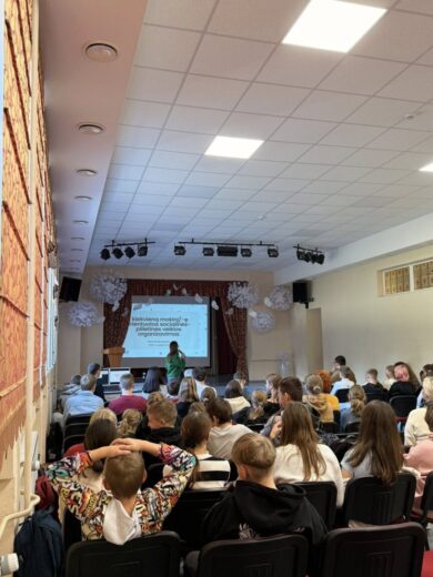 560547208_1405766938222465_5440893980660629012_n